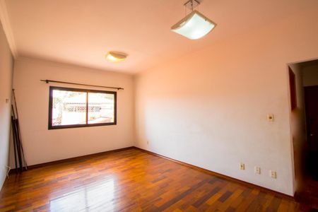 Apartamento para alugar com 3 quartos, 109m² em Vila Bastos, Santo André