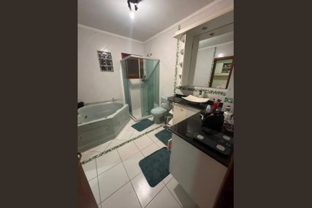 Casa de condomínio para alugar com 115m², 3 quartos e 2 vagas Casa de condomínio para alugar com 115m², 3 quartos e 2 vagasBanheiro