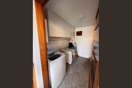 Casa de condomínio para alugar com 115m², 3 quartos e 2 vagas Casa de condomínio para alugar com 115m², 3 quartos e 2 vagasÁrea de serviço