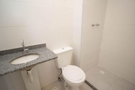 Apartamento para alugar com 36m², 2 quartos e sem vagaBanheiro