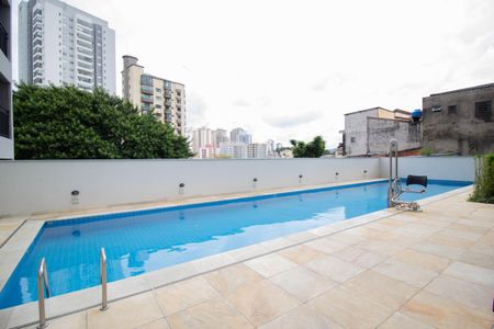 Apartamento para alugar com 36m², 2 quartos e sem vagaÁrea comum - Piscina