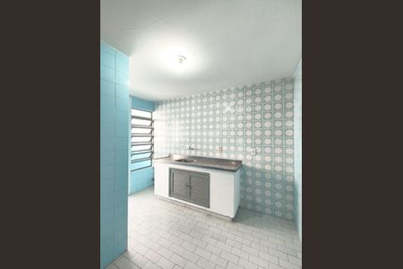 Cozinha  de apartamento para alugar com 2 quartos, 85m² em São João, Porto Alegre