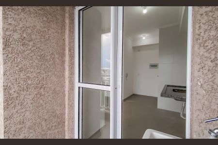 Apartamento para alugar com 37m², 2 quartos e 1 vaga Apartamento para alugar com 37m², 2 quartos e 1 vagaÁrea de Serviço