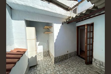 Casa para alugar com 90m², 2 quartos e 1 vagaÁrea de Serviço