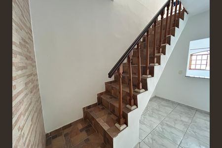 Casa para alugar com 90m², 2 quartos e 1 vagaSala de Jantar-escada