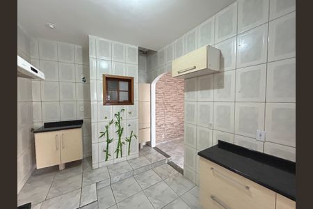 Casa para alugar com 90m², 2 quartos e 1 vagaCozinha