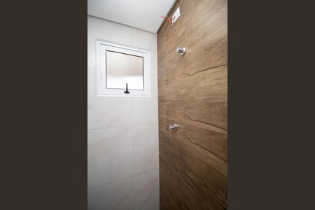 Apartamento à venda com 44m², 2 quartos e sem vaga Apartamento à venda com 44m², 2 quartos e sem vagaBanheiro