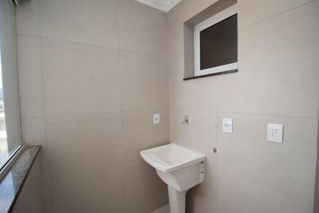 Apartamento à venda com 44m², 2 quartos e sem vaga Apartamento à venda com 44m², 2 quartos e sem vagaÁrea de Serviço