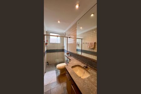 Apartamento à venda com 140m², 3 quartos e 2 vagasbanho