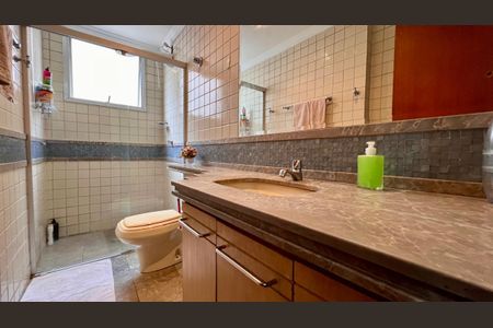 Apartamento à venda com 140m², 3 quartos e 2 vagasbanho