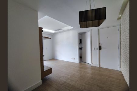 Apartamento para alugar com 78m², 3 quartos e 2 vagasSala