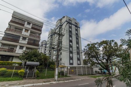 Apartamento para alugar com 70m², 2 quartos e 1 vaga Apartamento para alugar com 70m², 2 quartos e 1 vagaFachada