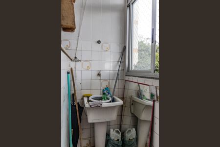 Apartamento para alugar com 66m², 2 quartos e 1 vagaÁrea de Serviço