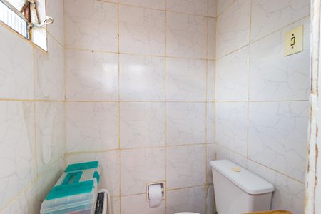 Casa para alugar com 140m², 2 quartos e 1 vaga Casa para alugar com 140m², 2 quartos e 1 vagaBanheiro - Área de Serviço