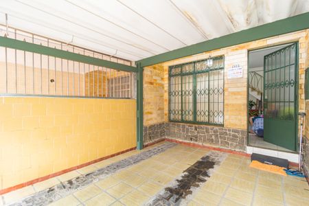 Casa para alugar com 140m², 2 quartos e 1 vaga Casa para alugar com 140m², 2 quartos e 1 vagaGaragem