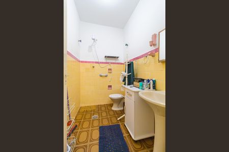 Casa para alugar com 140m², 2 quartos e 1 vaga Casa para alugar com 140m², 2 quartos e 1 vagaBanheiro