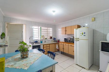 Casa para alugar com 140m², 2 quartos e 1 vaga Casa para alugar com 140m², 2 quartos e 1 vagaCozinha