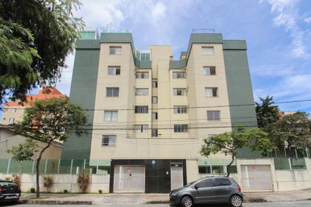 Apartamento para alugar com 62m², 3 quartos e 2 vagasFachada