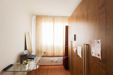 Apartamento para alugar com 62m², 3 quartos e 2 vagasQuarto 2