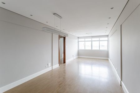 Sala de apartamento para alugar com 2 quartos, 100m² em Indianópolis, São Paulo