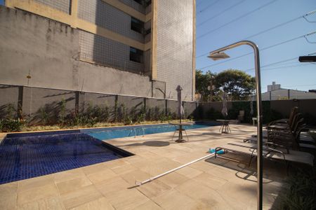 Apartamento à venda com 34m², 2 quartos e sem vagaÁrea comum - Piscina