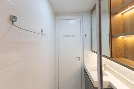Banheiro  de apartamento à venda com 1 quarto, 34m² em Vila Guilherme, Guarulhos