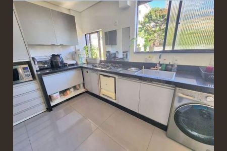 Apartamento para alugar com 4 quartos, 210m² em São Pedro, Belo Horizonte