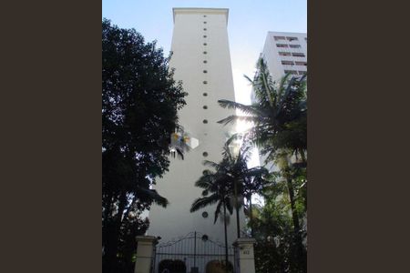 Apartamento para alugar com 168m², 3 quartos e 1 vaga