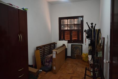 Casa à venda com 121m², 3 quartos e 4 vagasQuarto 2