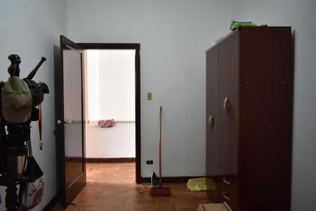 Casa à venda com 121m², 3 quartos e 4 vagasQuarto 2