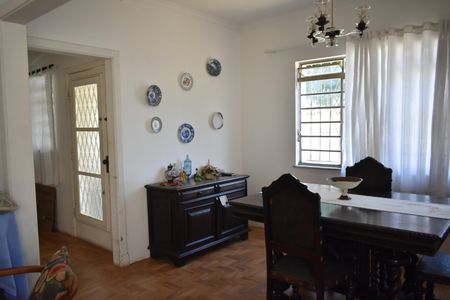 Casa à venda com 121m², 3 quartos e 4 vagasSala