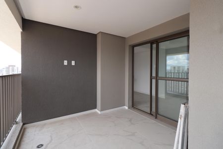 Apartamento à venda com 68m², 2 quartos e 1 vagaSacada