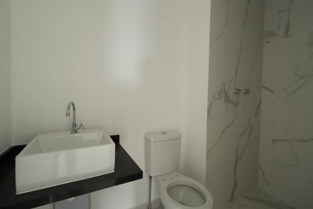 Apartamento à venda com 68m², 2 quartos e 1 vagaBanheiro Social