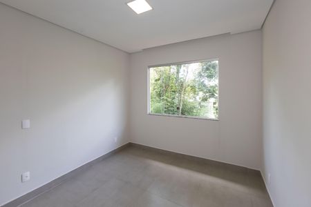 Casa de condomínio à venda com 332m², 3 quartos e 10 vagasQuarto 1