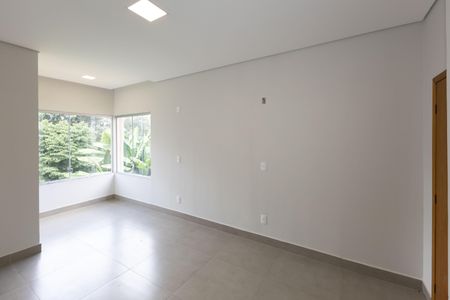 Casa de condomínio à venda com 332m², 3 quartos e 10 vagasSuíte 1