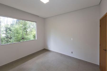 Casa de condomínio à venda com 332m², 3 quartos e 10 vagasQuarto 2