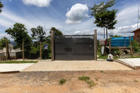 Casa de condomínio à venda com 332m², 3 quartos e 10 vagasFachada