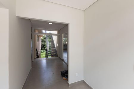 Casa de condomínio à venda com 332m², 3 quartos e 10 vagasCorredor 