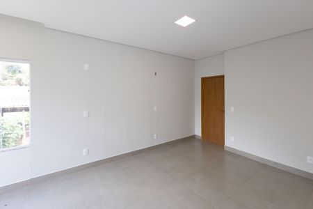 Casa de condomínio à venda com 332m², 3 quartos e 10 vagasSuíte 1