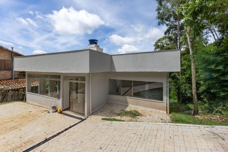 Casa de condomínio à venda com 332m², 3 quartos e 12 vagasFachada