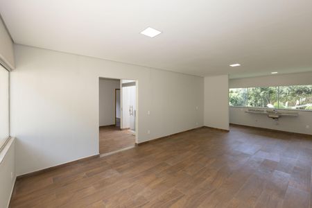 Sala 2 de casa de condomínio à venda com 3 quartos, 332m² em Arvoredo, Nova Lima