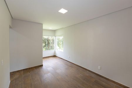 Casa de condomínio à venda com 332m², 3 quartos e 12 vagasSuíte 1