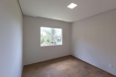 Casa de condomínio à venda com 332m², 3 quartos e 12 vagasQuarto 2