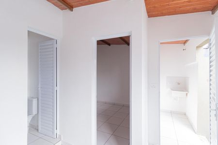 Cozinha de casa para alugar com 1 quarto, 24m² em Jardim Ana Estela, Carapicuíba