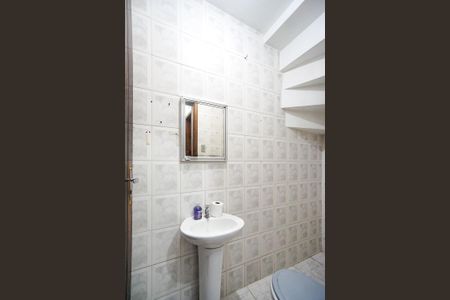 Casa para alugar com 232m², 7 quartos e 4 vagas Casa para alugar com 232m², 7 quartos e 4 vagasBanheiro de serviço