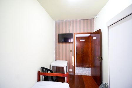 Casa para alugar com 232m², 7 quartos e 4 vagas Casa para alugar com 232m², 7 quartos e 4 vagasQuarto 01