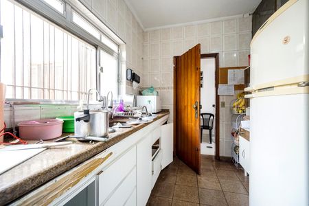 Casa para alugar com 232m², 7 quartos e 4 vagas Casa para alugar com 232m², 7 quartos e 4 vagasCozinha