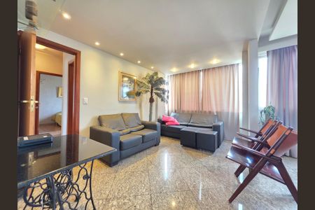 Sala de apartamento à venda com 3 quartos, 83m² em São Pedro, Belo Horizonte