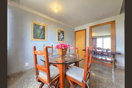 Sala de apartamento à venda com 3 quartos, 83m² em São Pedro, Belo Horizonte