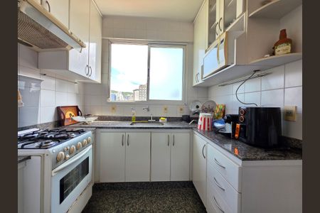 Apartamento à venda com 83m², 3 quartos e 2 vagas Apartamento à venda com 83m², 3 quartos e 2 vagasCozinha